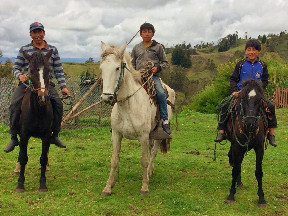 Turismo Comunitario La Esperanza Villa Hacienda Colta ภายนอก รูปภาพ